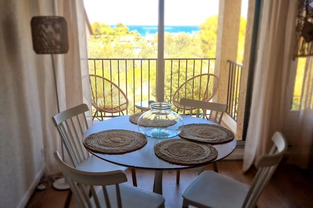 Charmant T2 Au Calme Avec Vue Mer, Proche Centre De Collioure Et Parking Extérieur photo